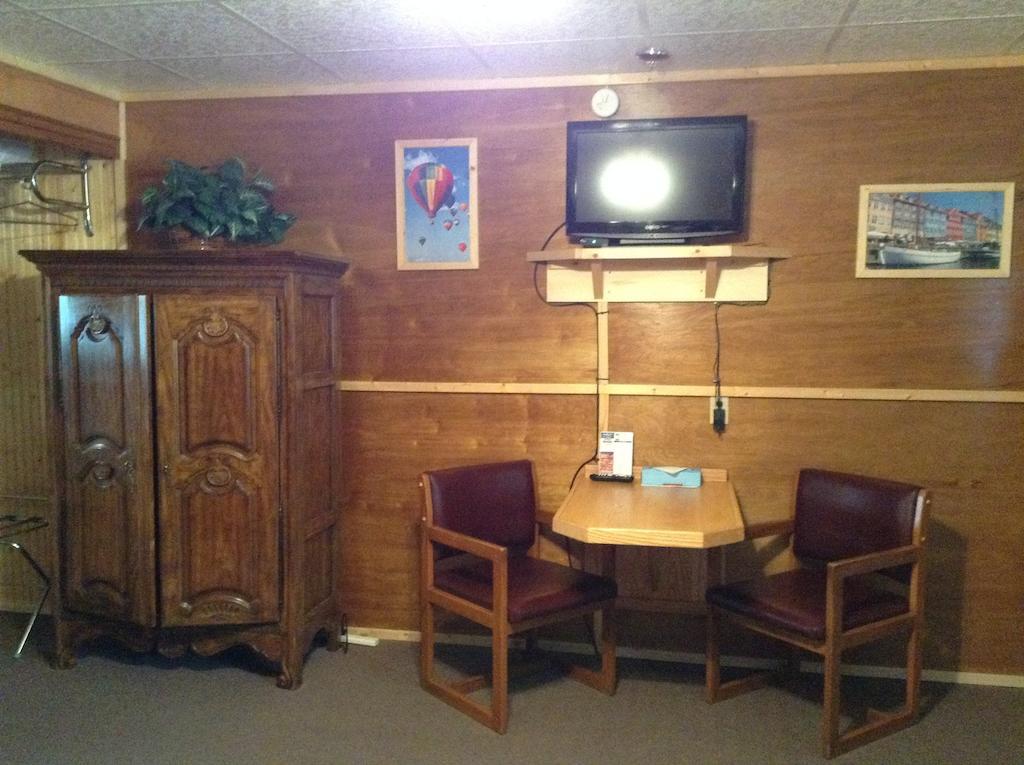 Vindel Motel Mackinaw City Εξωτερικό φωτογραφία