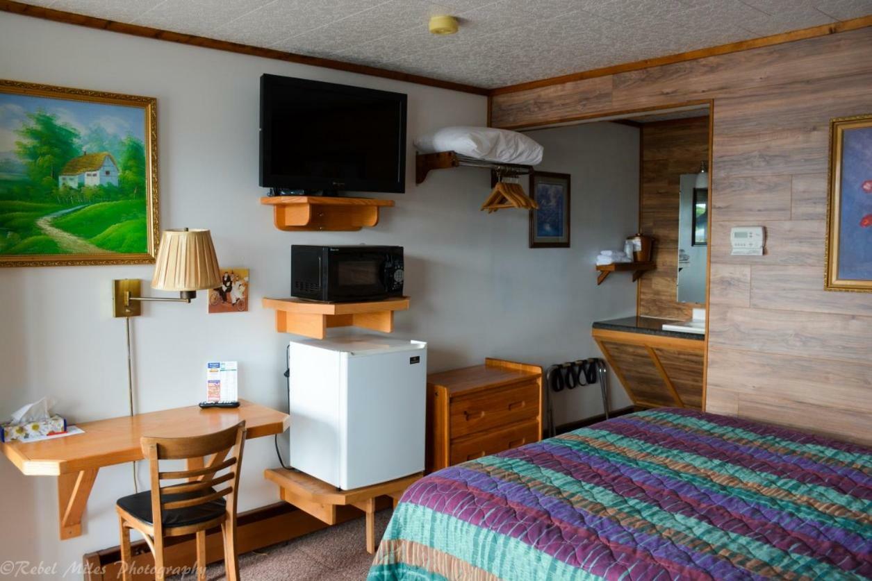 Vindel Motel Mackinaw City Εξωτερικό φωτογραφία